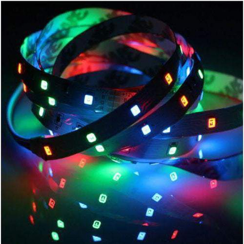 12V LED strip light 2835 with 60 LEDs per metre detail