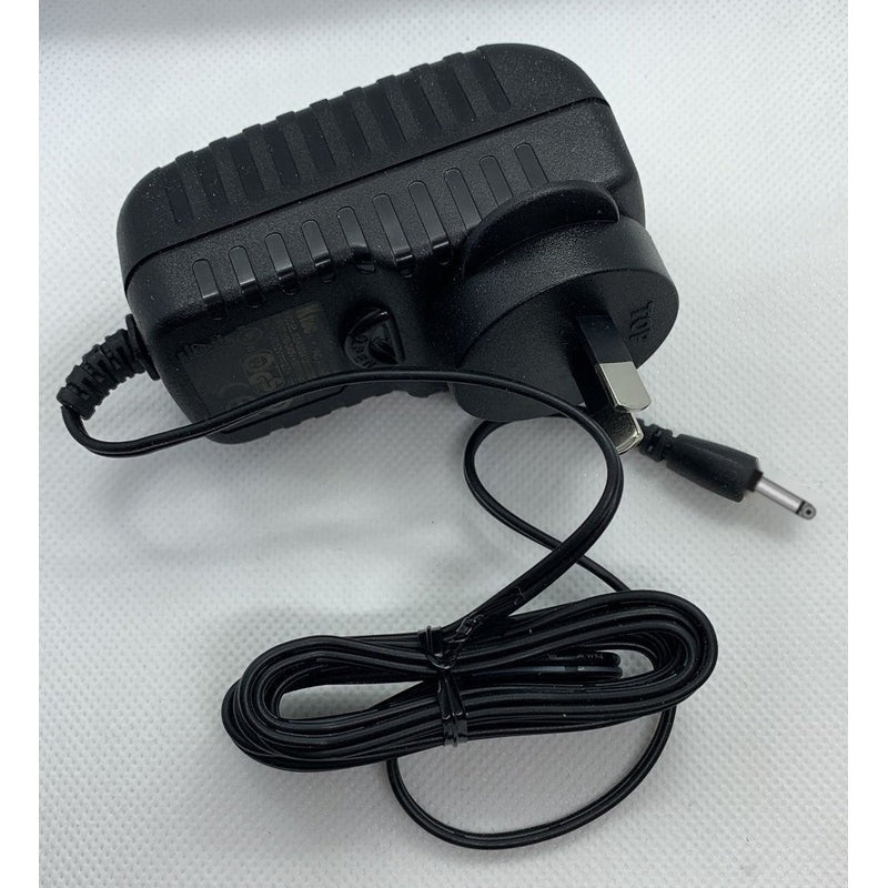 12V 2A DC power adapter with NZ plug and 2.5mm x 0.7mm centre positive barrel plug