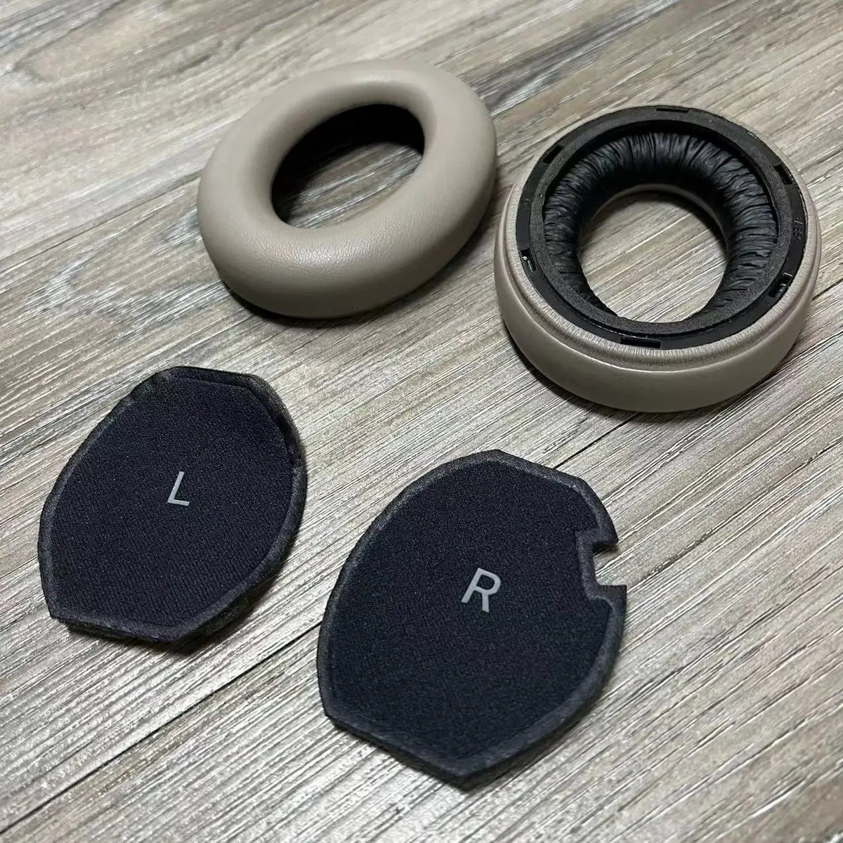 Sennheiser Momentum 4 ear pad colour options